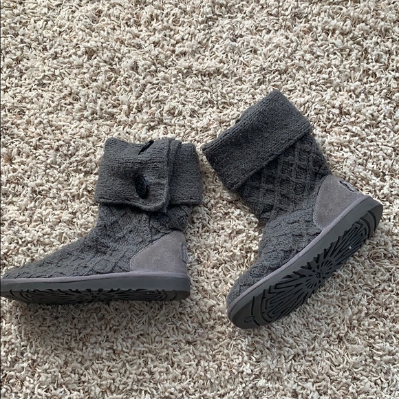 ugg grey sweater boots